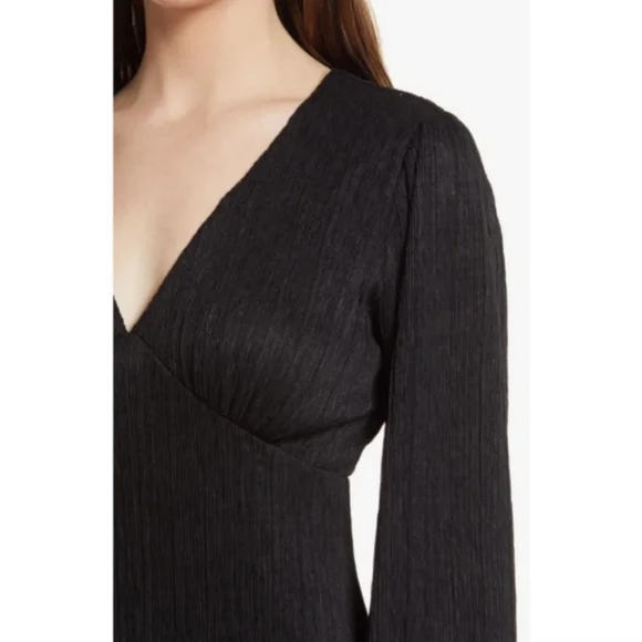 All In Favor Plissé Empire Waist Midi Dress - Picture 3 of 6